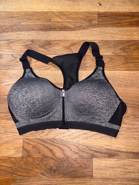 VICTORIAS SECRET VSX zip up sports bra